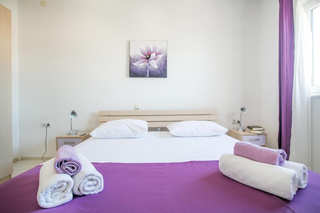 Kaja - Right Next To The Beach Trogir Quarto foto